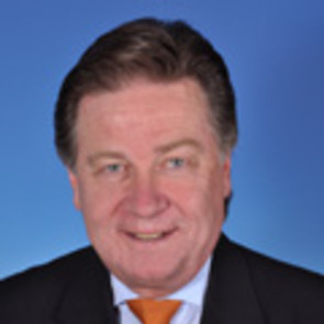  Dr. Gerhard   Engelmann