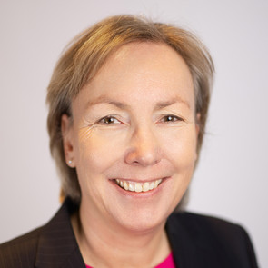  Heike  Schober