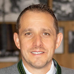  Alexander  Egger