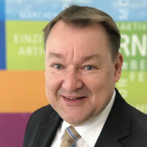  Frank-Ulrich  John